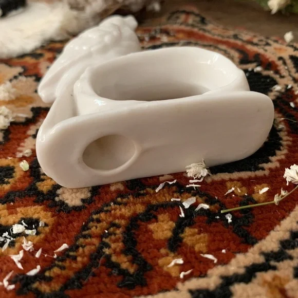 80's JAPANESE BONE WHITE PORCELAIN PERCHED SONG BIRD NAPKIN RING - Picture 8 of 10